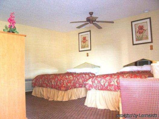 Deluxe Inn - Savannah Rum bild